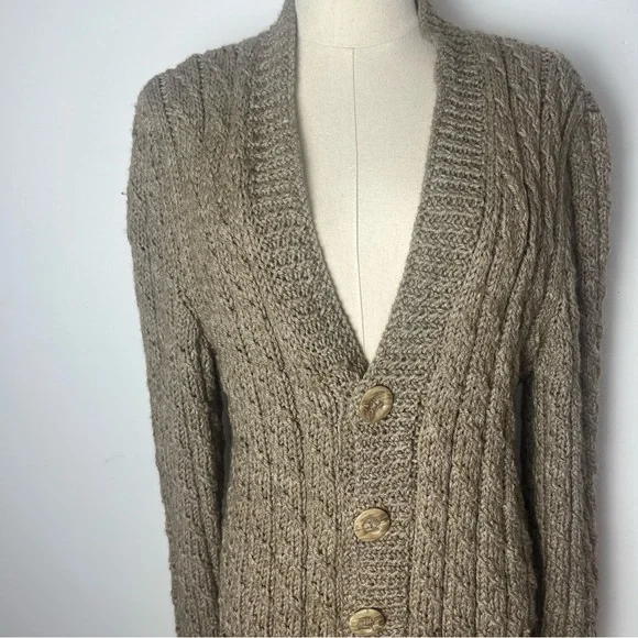 Handmade Cable Knit Button Front Cardigan - Picture 4 of 8